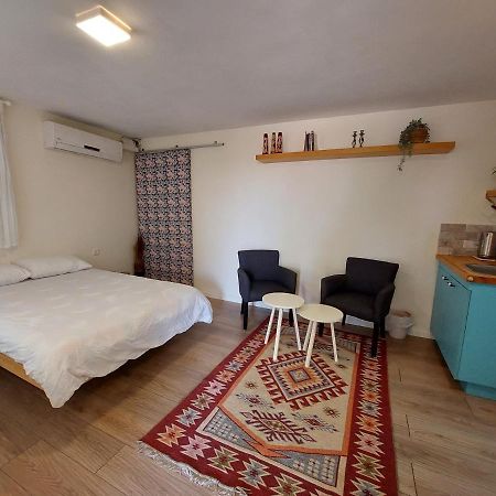 Cute Guest Room Kefar Weradim Екстер'єр фото